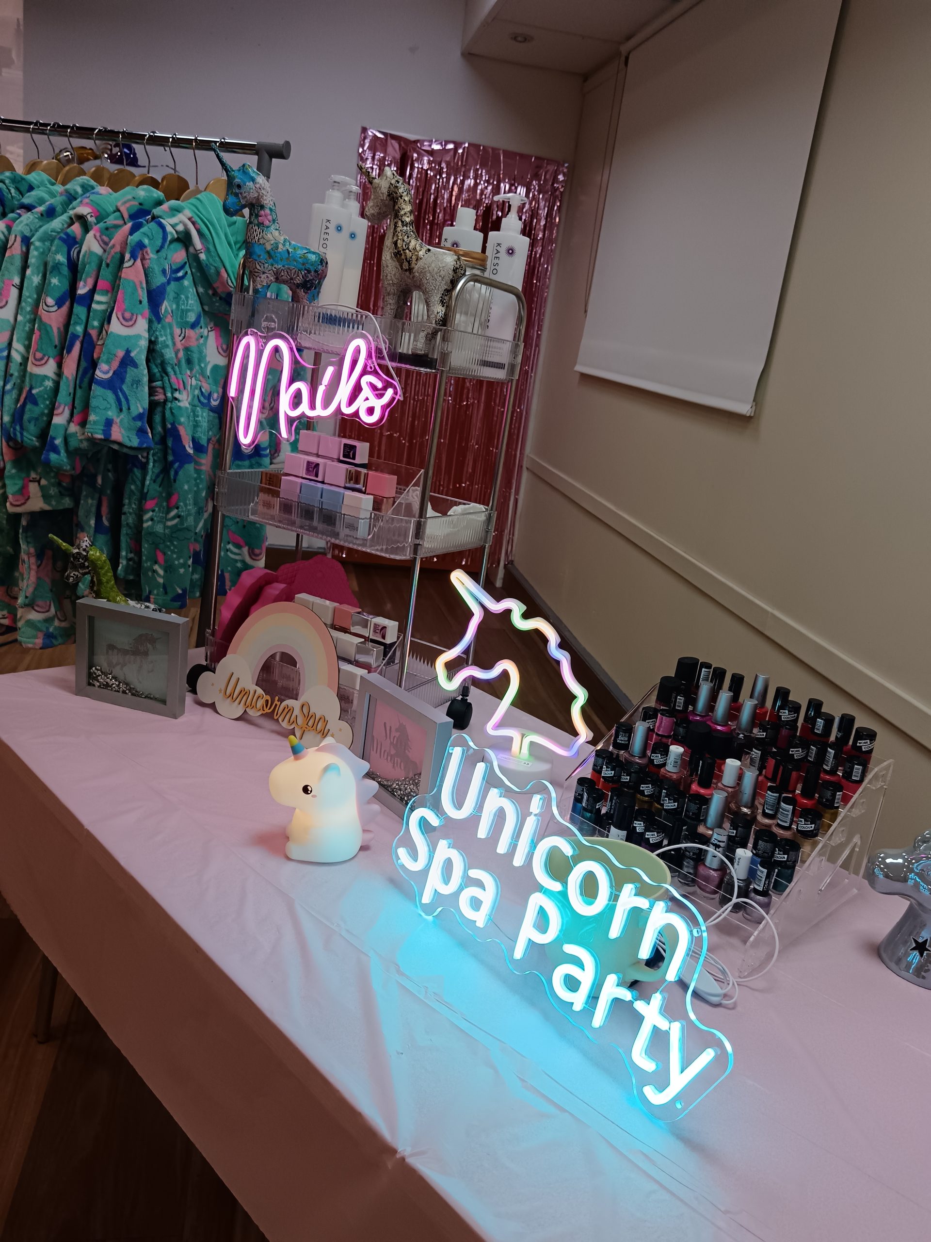 Unicorn Spa Party Set Up